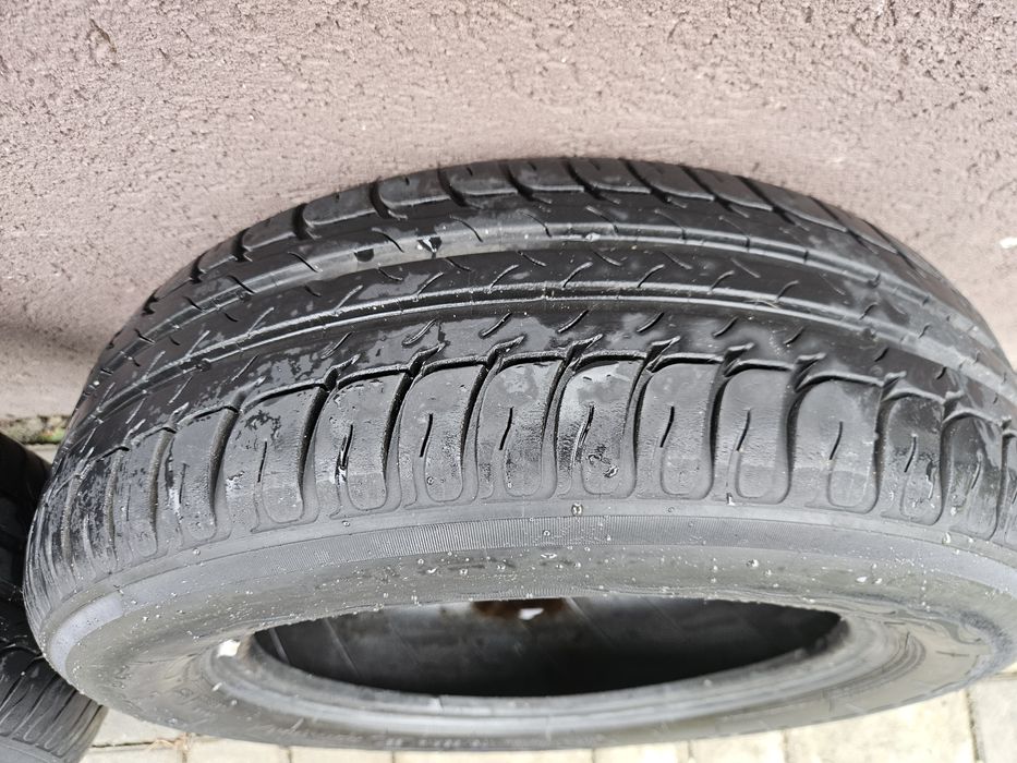 Vand 4 anvelope vara BFgoodrich 175 65 r14 dot0618 peugeot opel ford