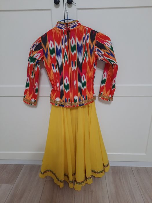 Продам костюм на народные танцы