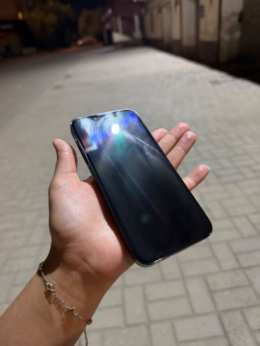 Iphone 13 про с гарантией