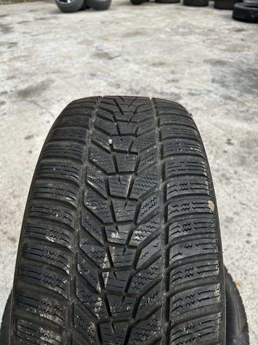 2бр Зимни гуми Hankook 235/50R19