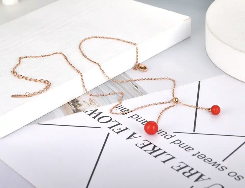 Красивое колье