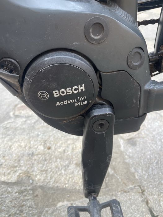 Електрически велосипед Cube