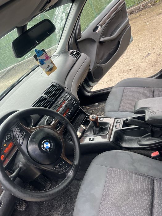 Vand bmw e 46 stare foarte buna