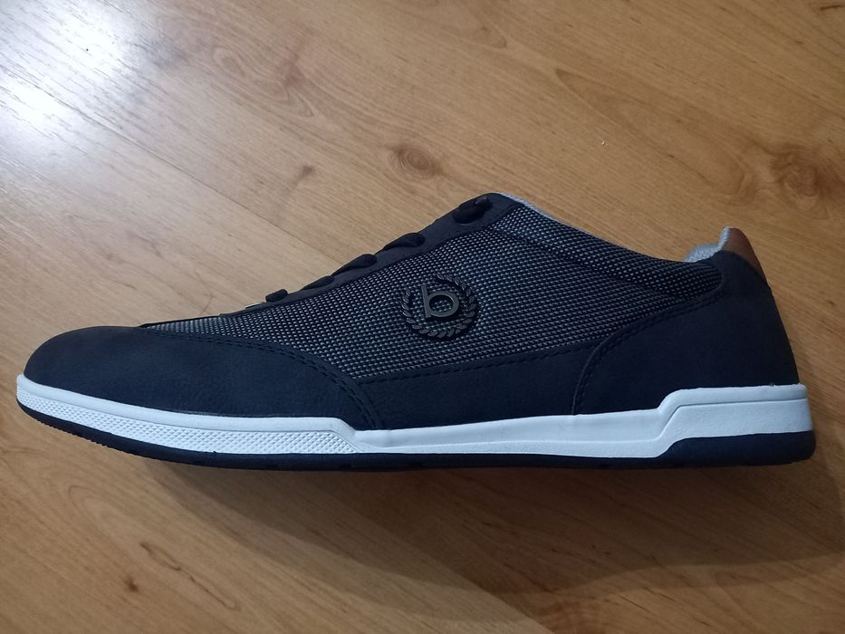 Елегантни обувки bugatti