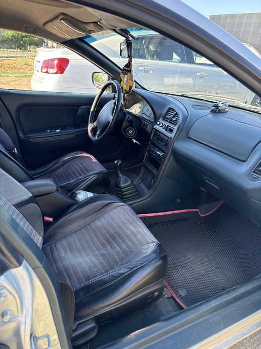 Mazda 323 1,5 1996 года