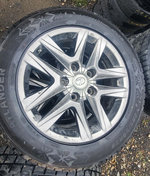 Продам комплект колёс от lexus