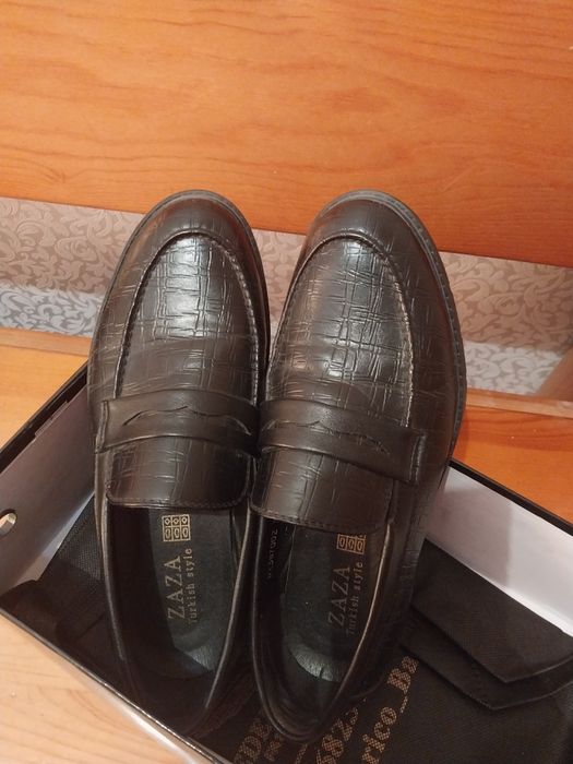 Подростковые туфли