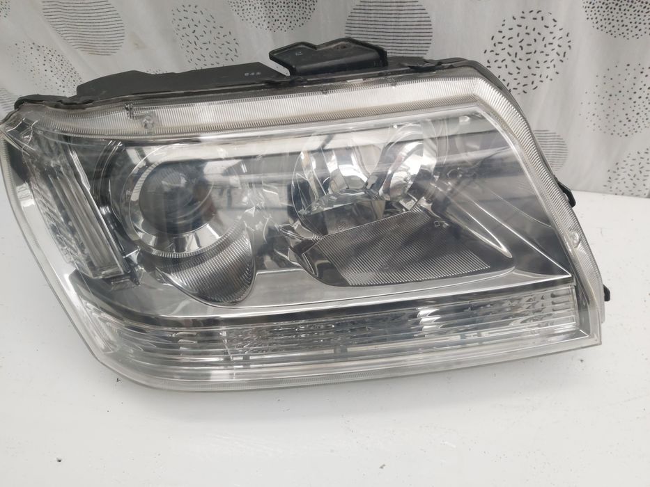 Фар десен Suzuki Grand Vitara 2007/2015г