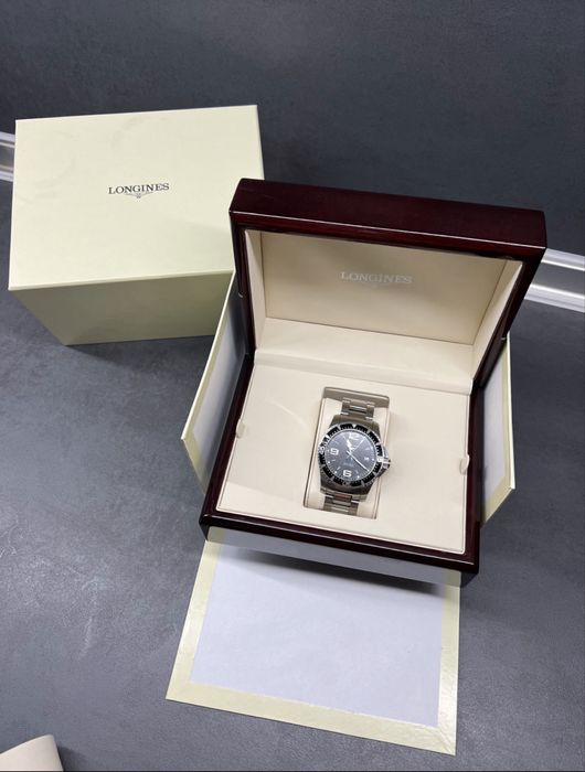 Часовник Longines Hydroconquest