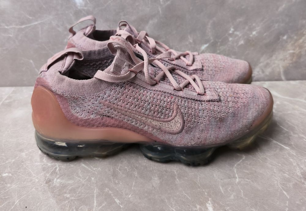 Дамски маратонки Nike Air Vapormax  номер 37,5