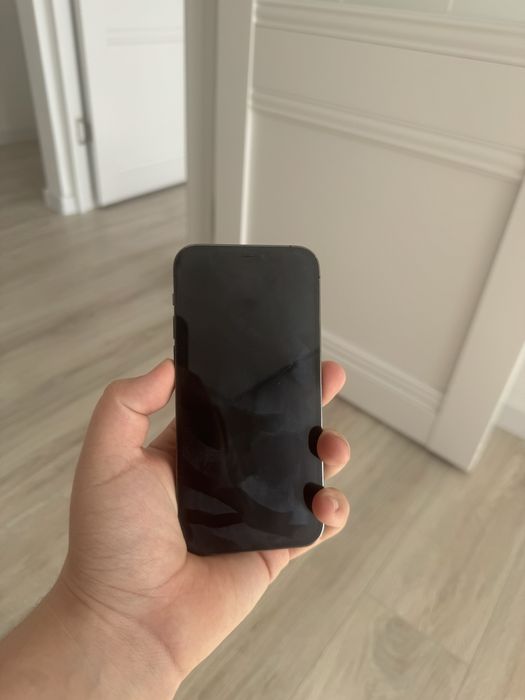 Айфон 12 про 128гб в хорошем сост