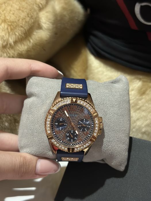 Дамски часовник Guess