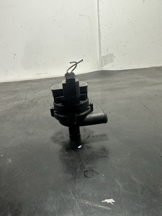 Pompa recirculare apa auxiliara Mercedes ML W164 ML320CDI