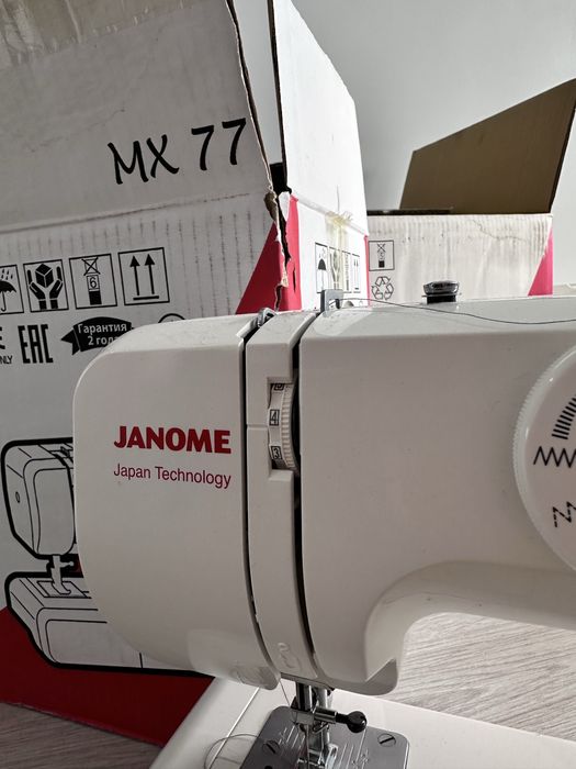 Швейная машинка Janome MX 77