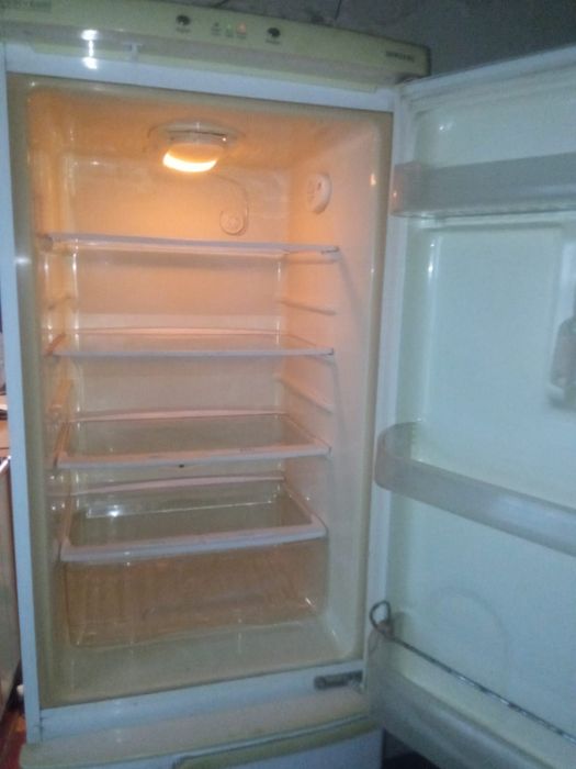 Холодильник самсунг