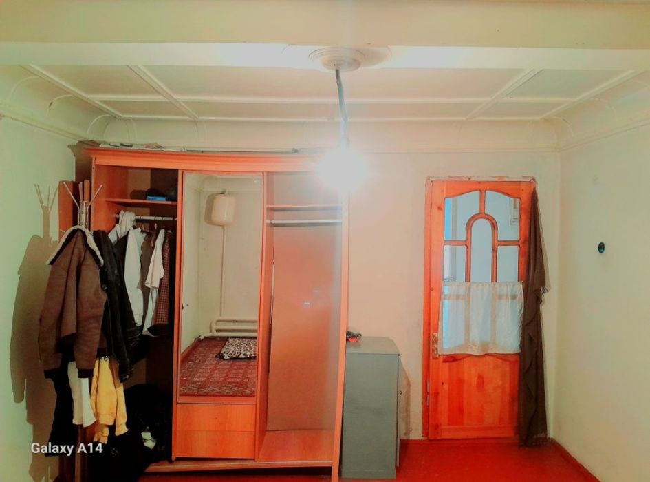 Chilonzor 20da kvartira bor bollarga srochni 2 kishi kerak