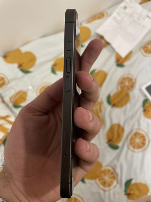Продавам iPhone 17 256 GB