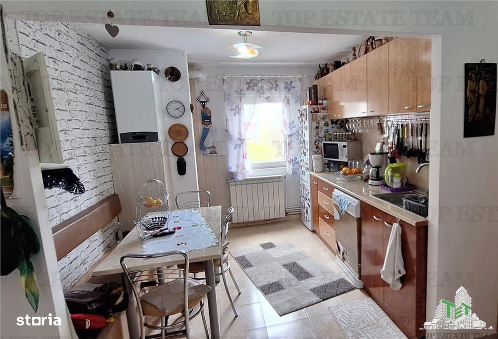 Apartament spatios 4 camere zona CET, Constanta — fotografia 1