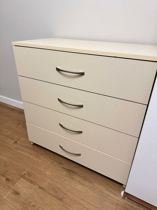 Комод для спальни