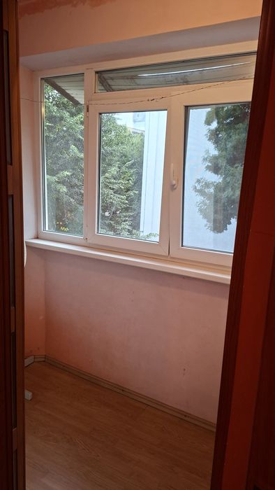 Vand Apartament 2 camere