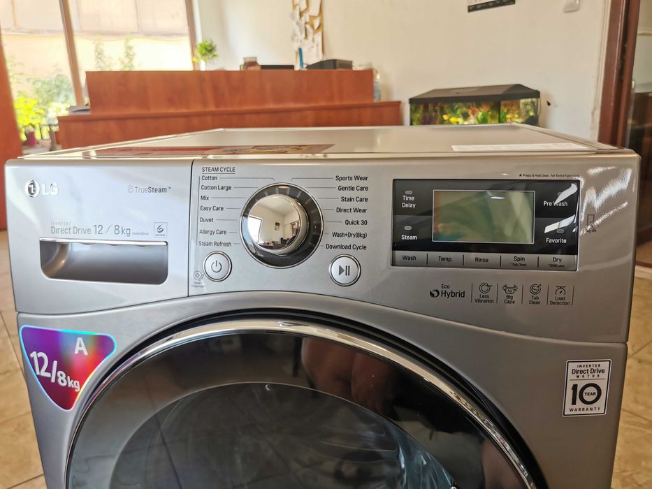 Пералната машина със сушилня - модел LG FH695BDH6N. made in Korea