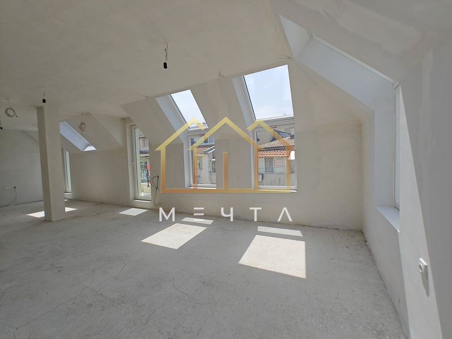 Продава се Тристаен апартамент в Пловдив, Център - 155 кв.м за 1290 €/кв.м - Снимка #4