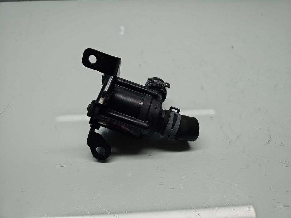 Pompa recirculare apa AUDI A6 (4G2, C7) [Fabr 2012-2017] 04L965559 2.0