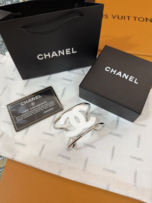 Дизайнерска дамска гривна New Season