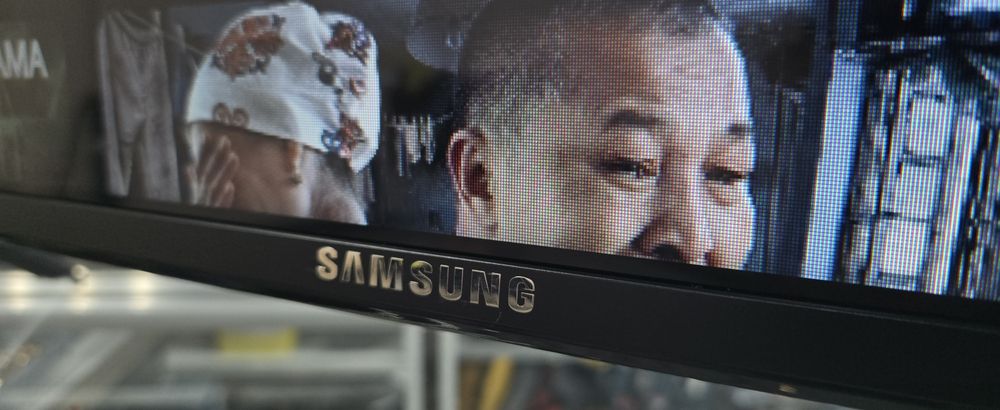 Телевизор Samsung 32дюйм
