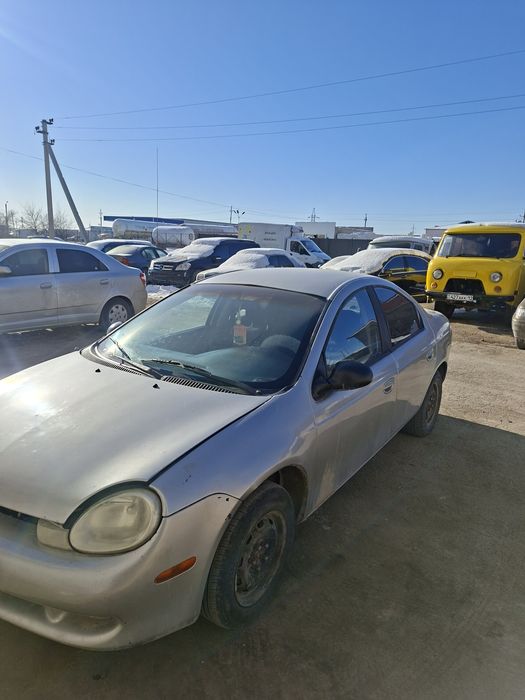 Dodge Neon 2000г