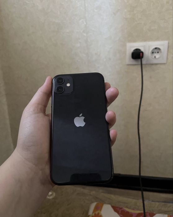 Продам Айфон 11 128гб