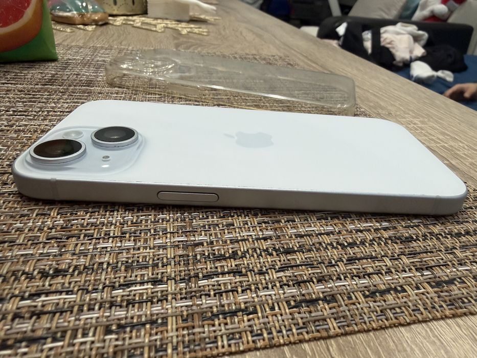 Iphone 15 128GB blue