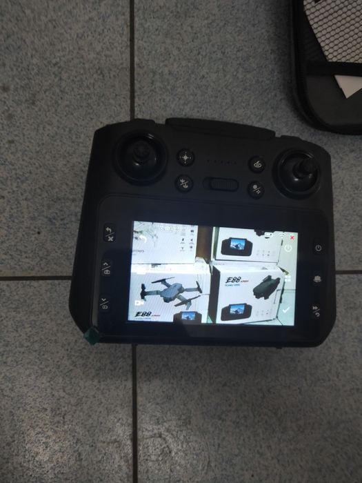 Новый дрон с 2 камерой