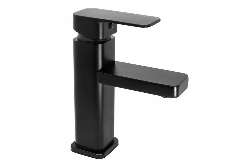 Черен смесител за баня Cairo Low