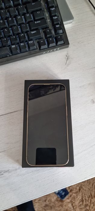 iPhone 13 PRO GOLD, 256GB.