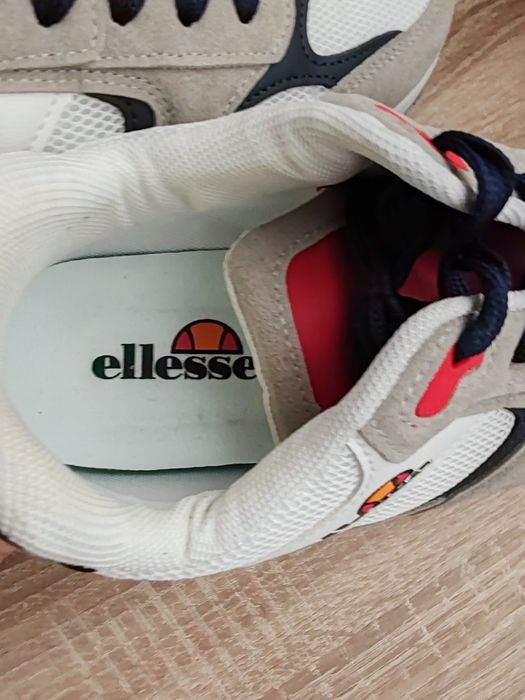 New balance Ellesse обувки маратонки