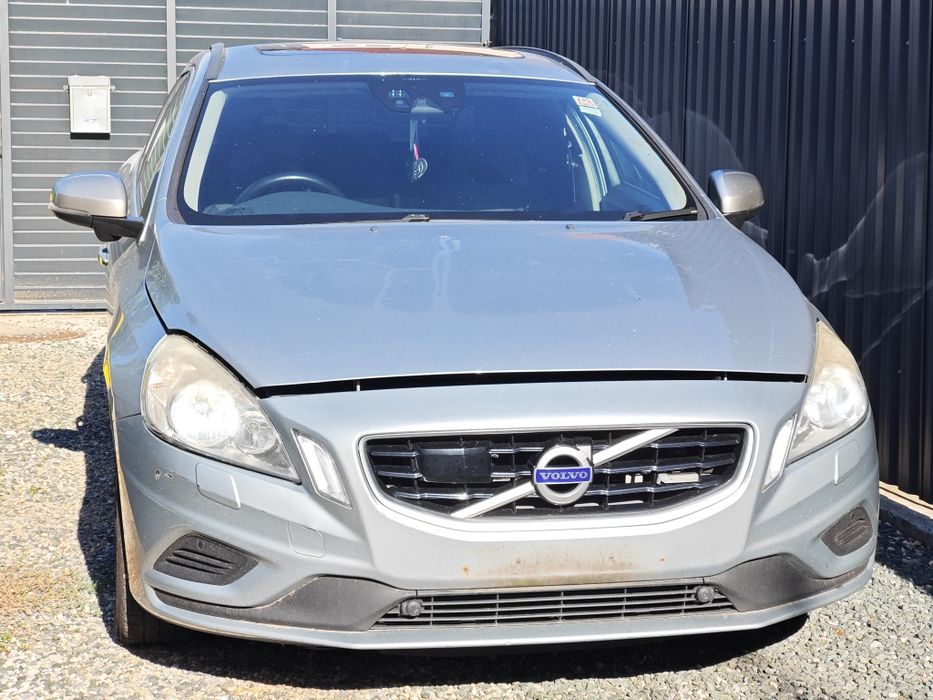 Far Volvo v60 600lei