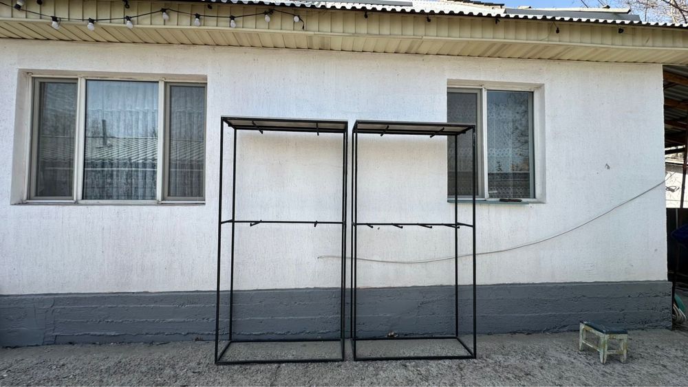 Полки для одежды