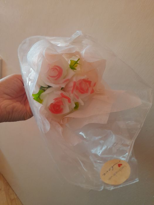 Buchet Cadou Trandafiri din baza de Saoun
