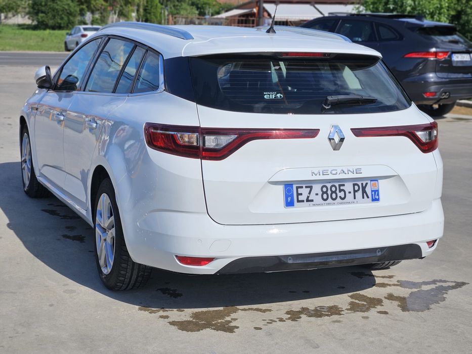 RENAULT Megane 2018 — imagine 2