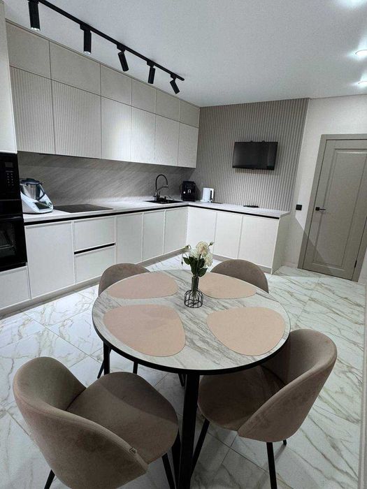 Продам 3-х комнатную квартиру в ЖК Театральном