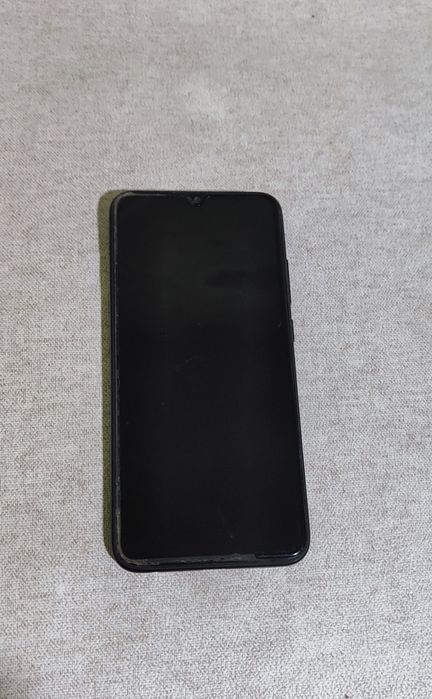 Redmi note 8 xolati oʻrta karobka dakument  bor