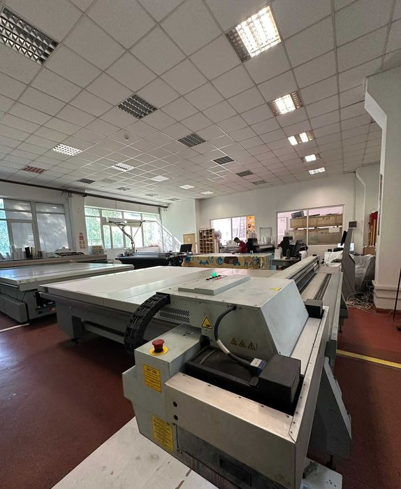 Imprimante productie publicitara  OCE Arizona  6170 XTS si OCE ARIZONA 550 XT