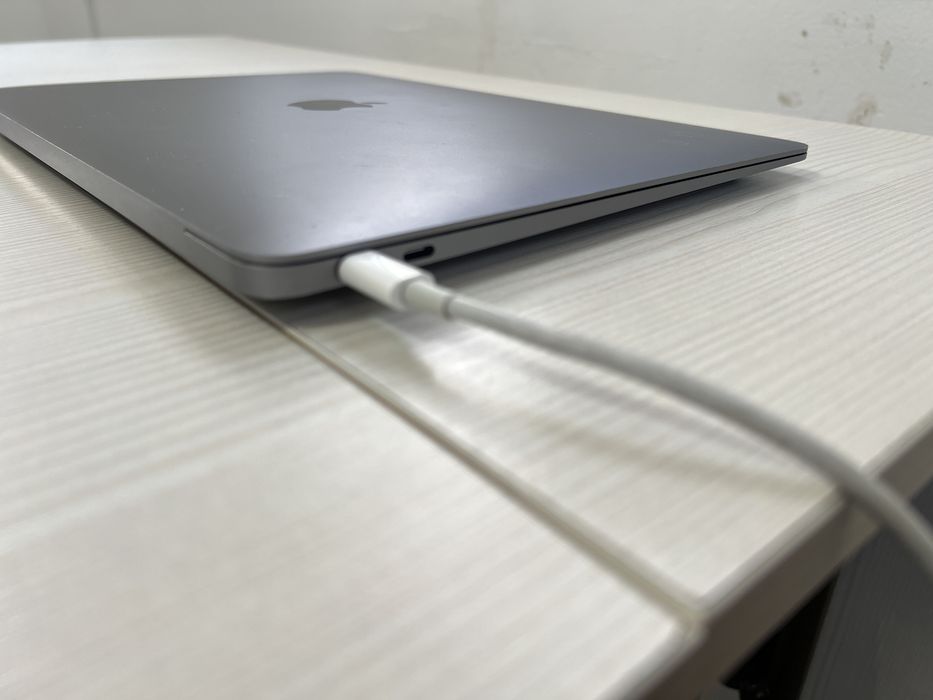 Macbook 13 air 2020 m1