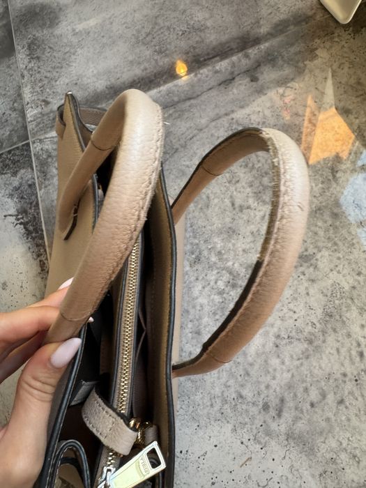 Furla чанта бежова