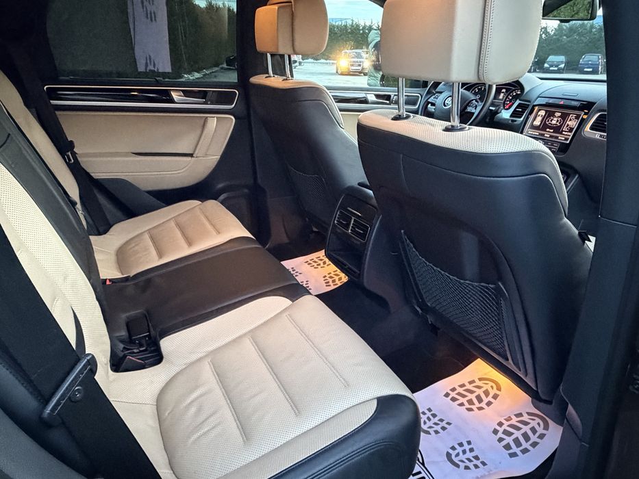 VW Touareg Exclusive 2014 3.0 DIESEL  245 CP - ACC side-line Asist TOP