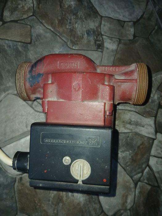 Pompa recirculare GRUNDFOS