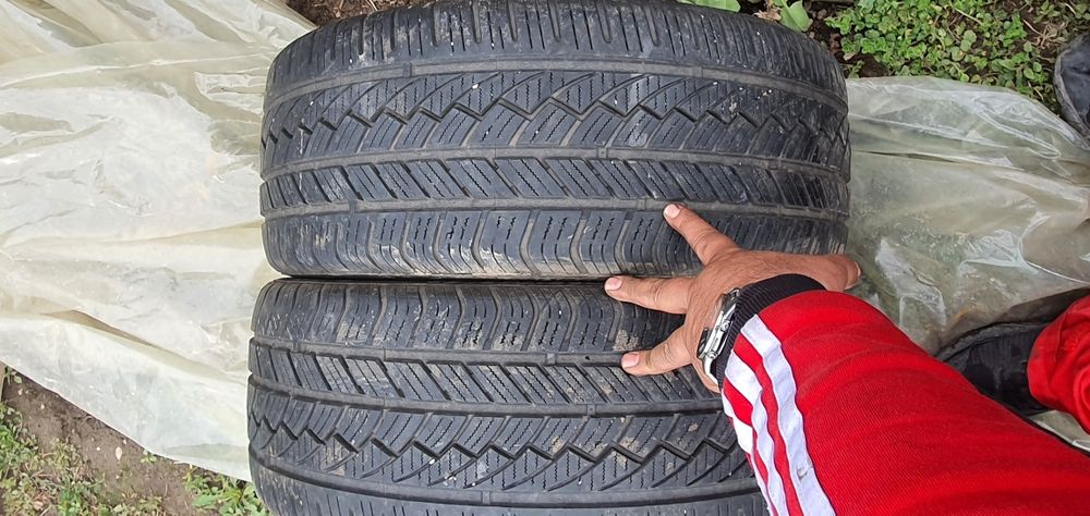 Гуми 2бр 225/40/18 - 1бр - 75лв