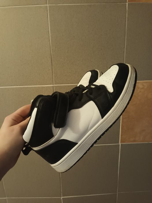 Donez adidași universali