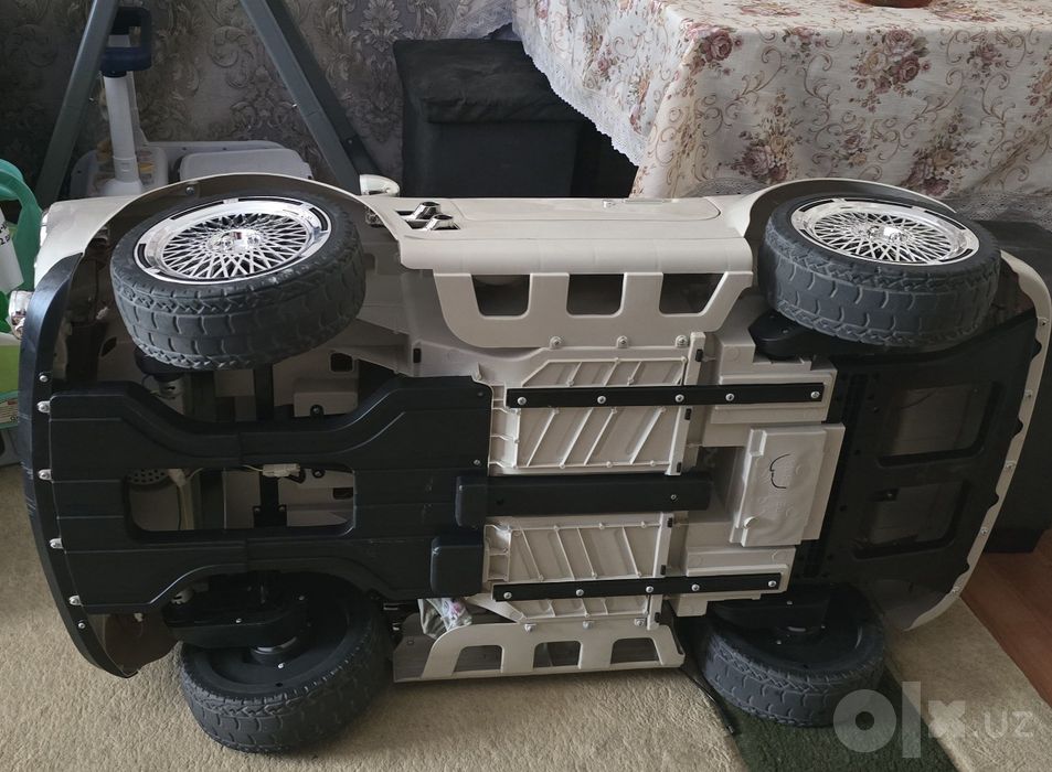 Детская автомашина